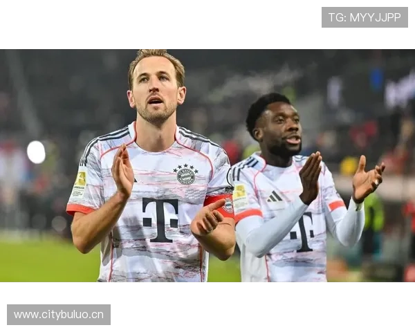 拜仁防线问题持续暴露,球队防守稳定性面临考验。