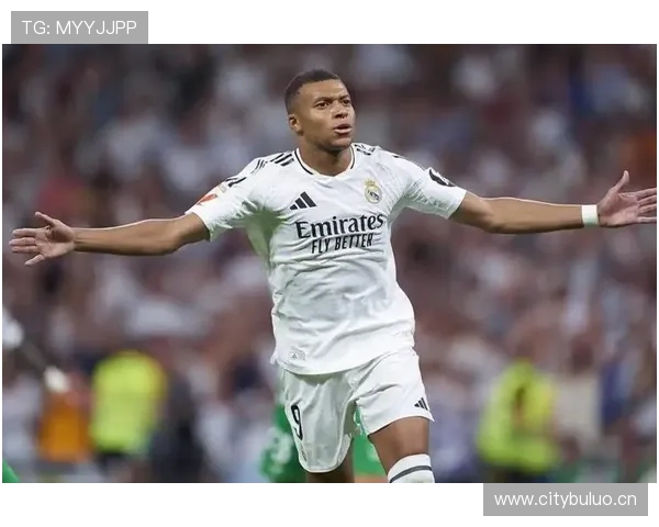 皇马中锋短缺问题持续,对球队攻击体系稳定性造成影响 皇马中锋短缺问题持续,对球队攻击体系稳定性造成影响