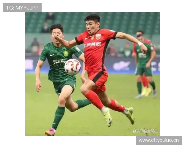 国安中场看似人多,实则功能重叠,节奏全乱了 国安中场看似人多,实则功能重叠,节奏全乱了